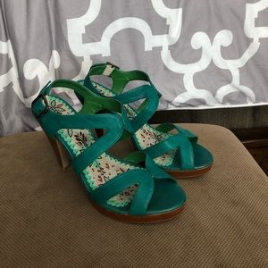 Colcci Girls Leather Sandals